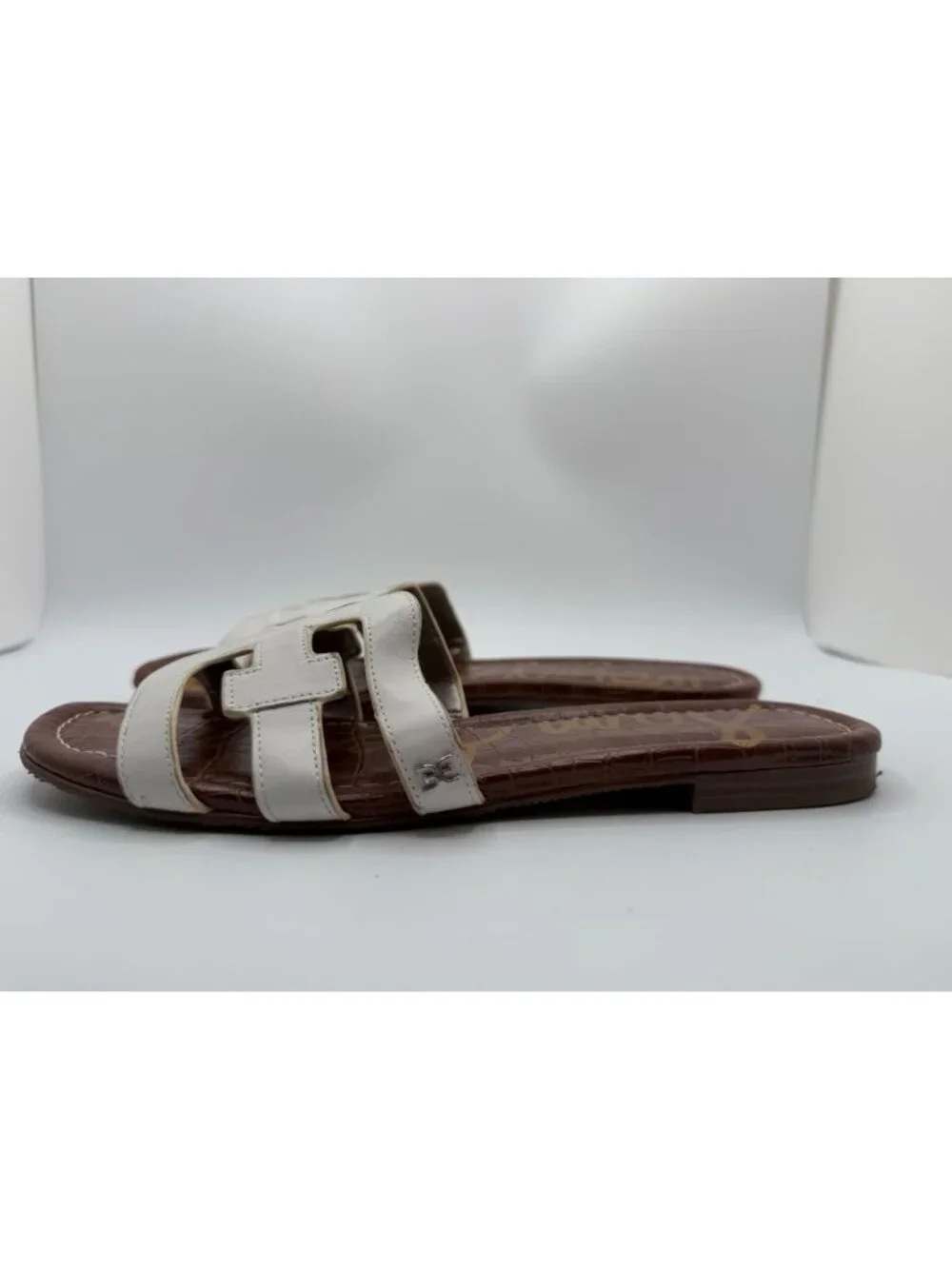 Sam Edelman Bay Slides Sandals White Leather Women Size 9M Cutout Logo Strap